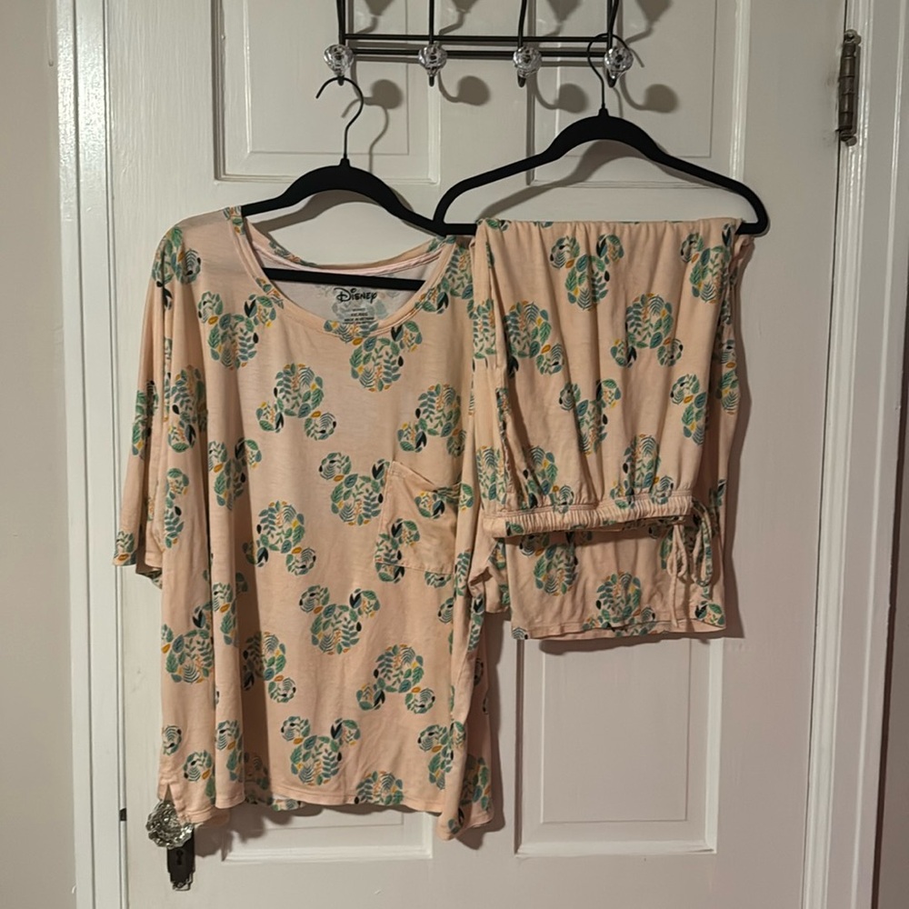 Disney Women's Peach Floral Mickey Pajama Set